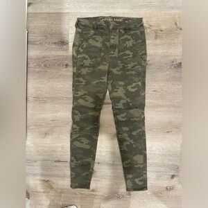 American Eagle Outfitters High Rise Camouflage Jeggings